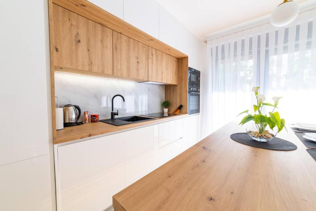 Apartman Lux Self Check-In Virovitica Eksteriør bilde