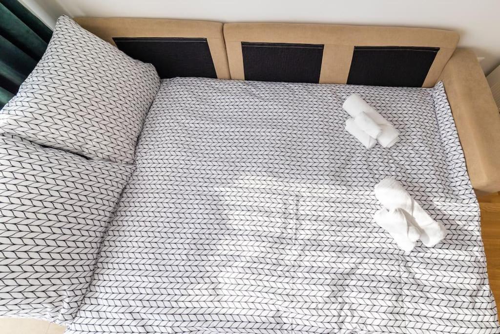 Apartman Lux Self Check-In Virovitica Eksteriør bilde