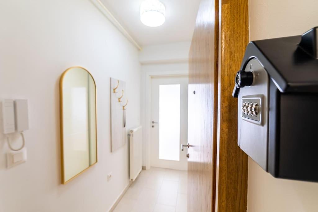 Apartman Lux Self Check-In Virovitica Eksteriør bilde