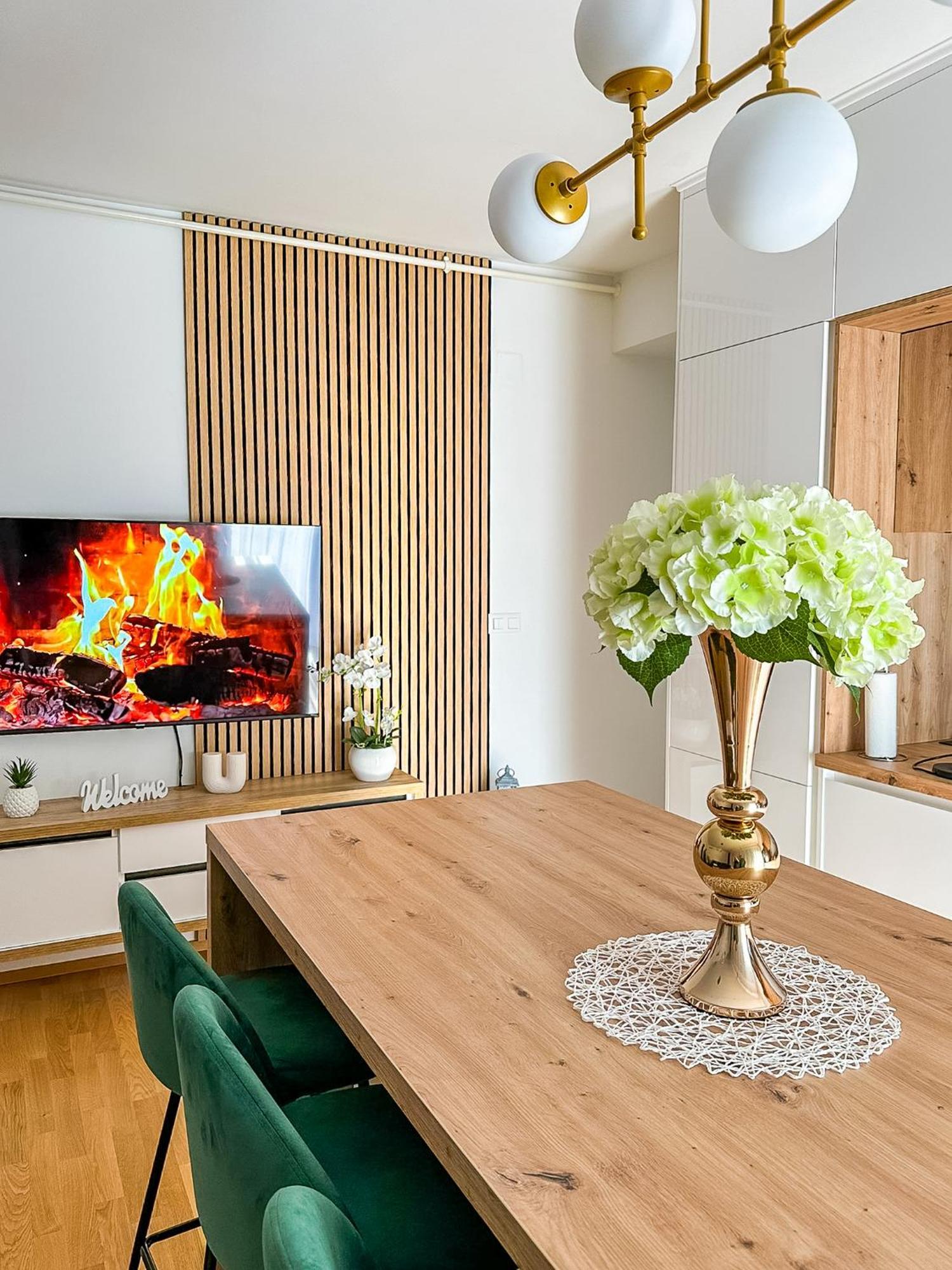 Apartman Lux Self Check-In Virovitica Eksteriør bilde